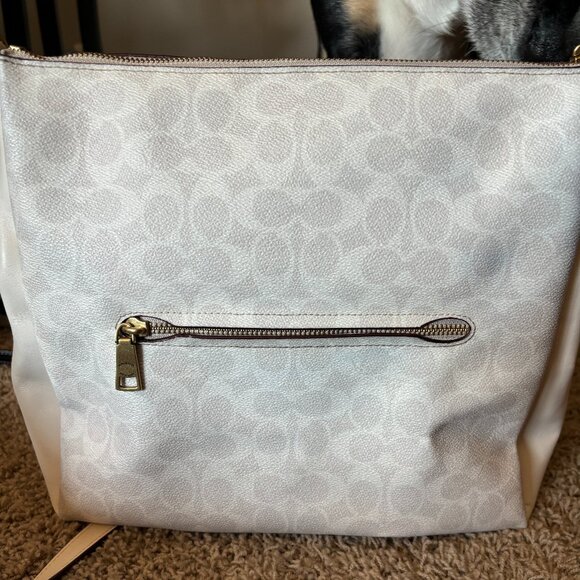 Coach Shay Shoulder Bag Signature Canvas Strap Purse White Chalk Handbag - Picture 3 of 9